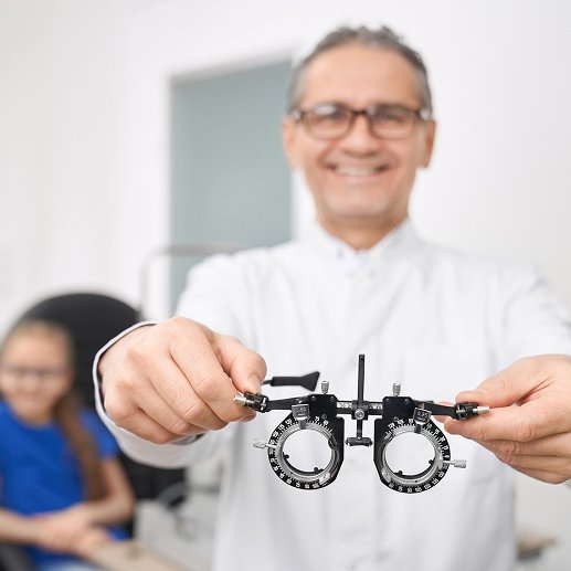 Spectacle Frames & Sunglasses